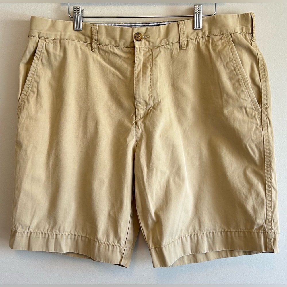 Tommy Hilfiger Men’s Tan Beige Khaki Summer Shorts - Size 38 Great Condition